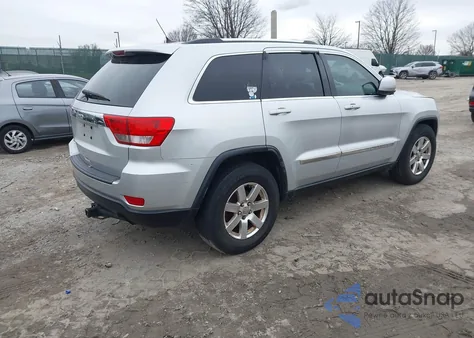 2011 Jeep Grand Cherokee Laredo z USA, uszkodzony, nr VIN 1J4RR4GG6BC641060